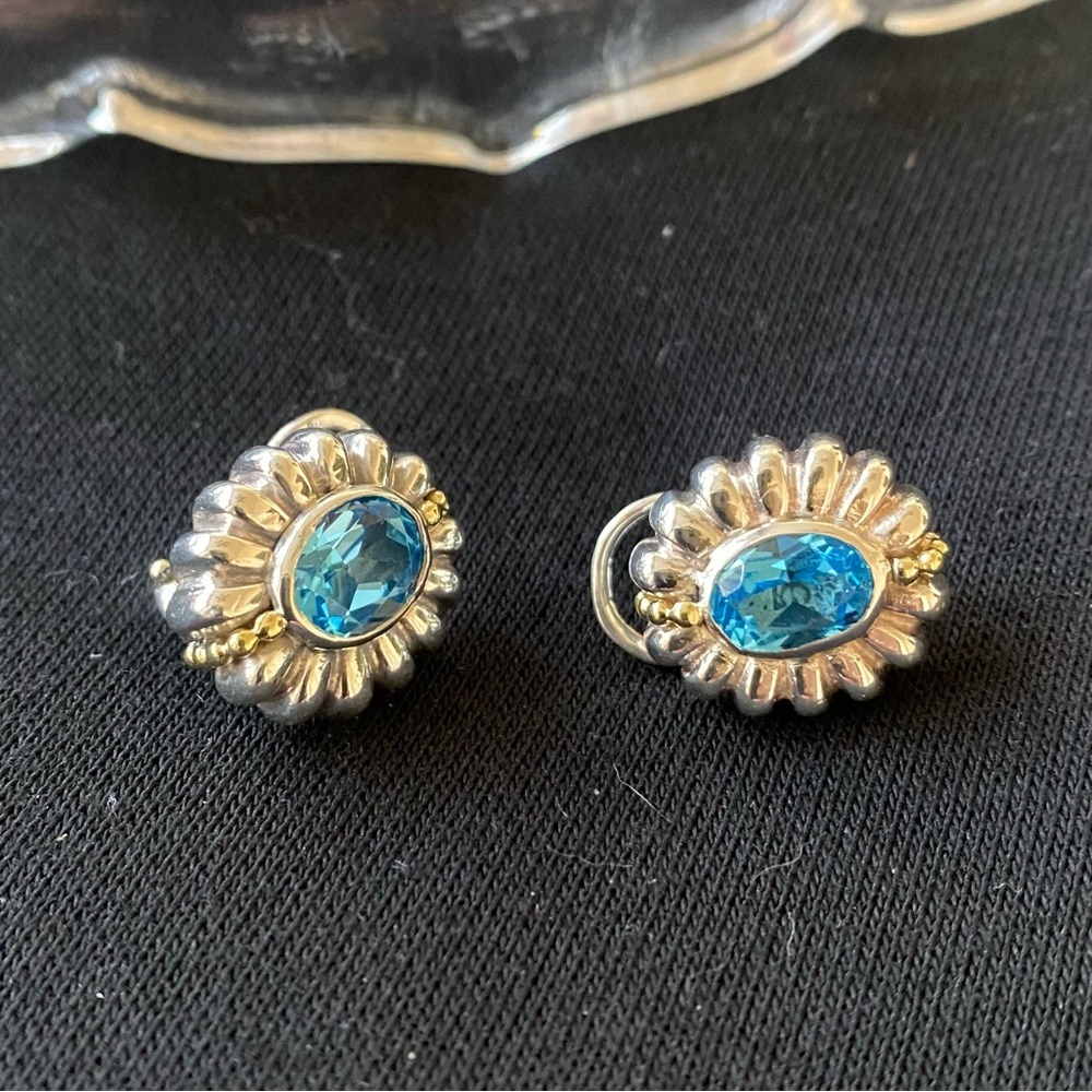 Gorgeous Authentic LAGOS Caviar earrings. Sterling Silver w/18K trim. Blue topaz - Picture 3 of 8